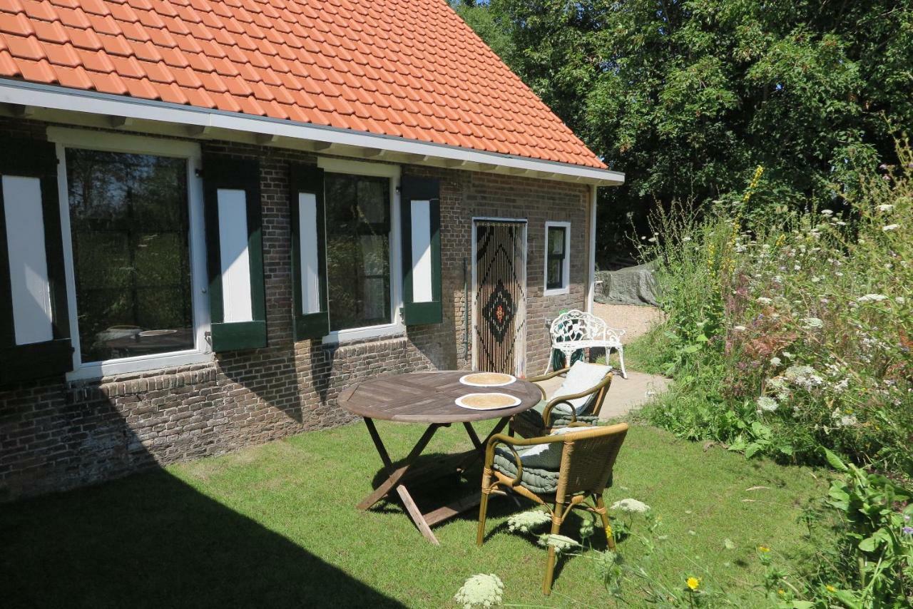 Het Kunstenaarshuis Kamperland Bagian luar foto